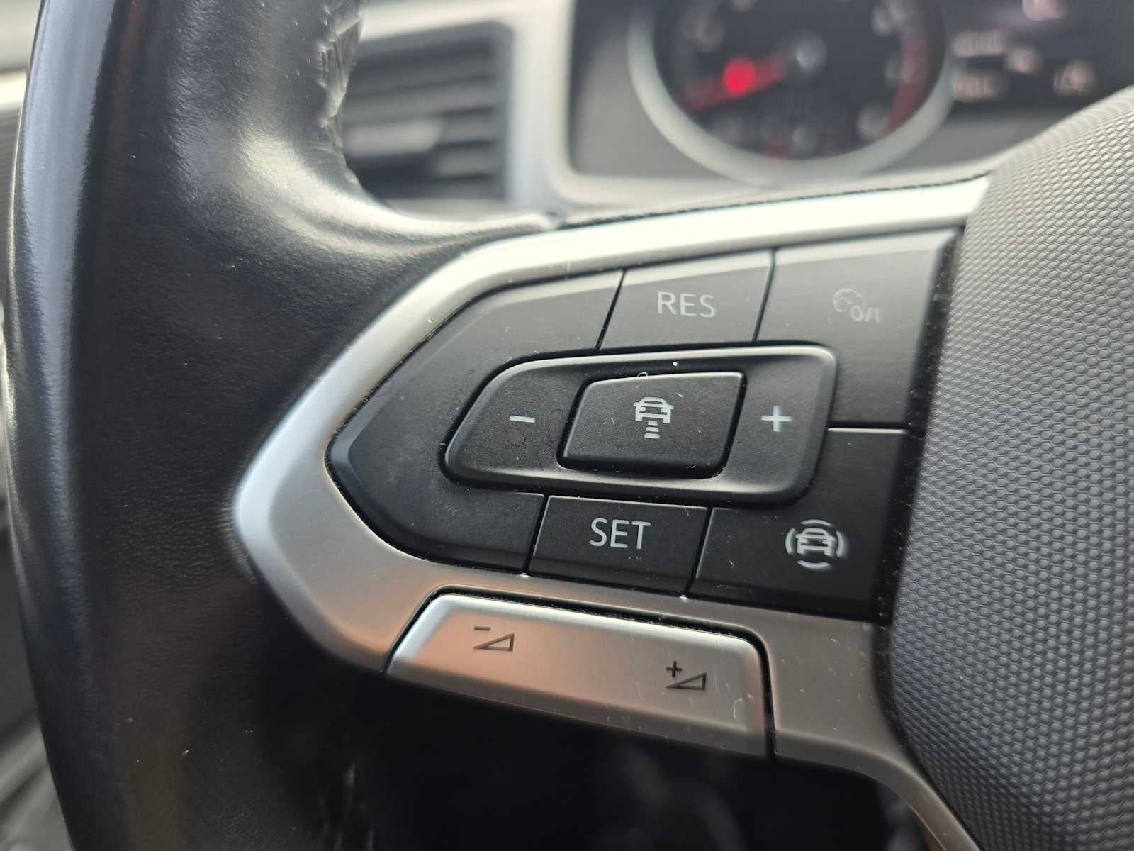 2021 Volkswagen Atlas 3.6L V6 SE w/Technology