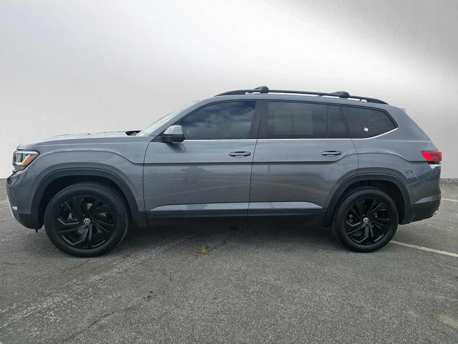 2021 Volkswagen Atlas 3.6L V6 SE w/Technology