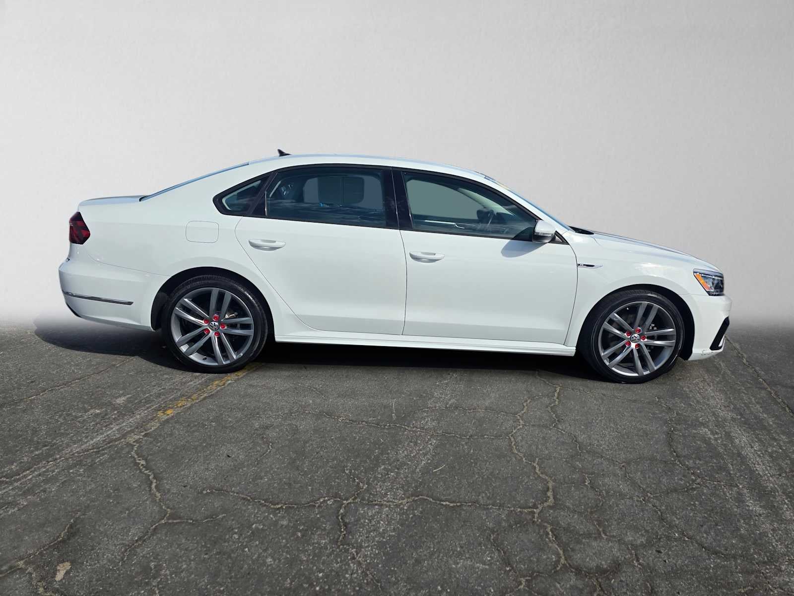 2018 Volkswagen Passat 2.0T S
