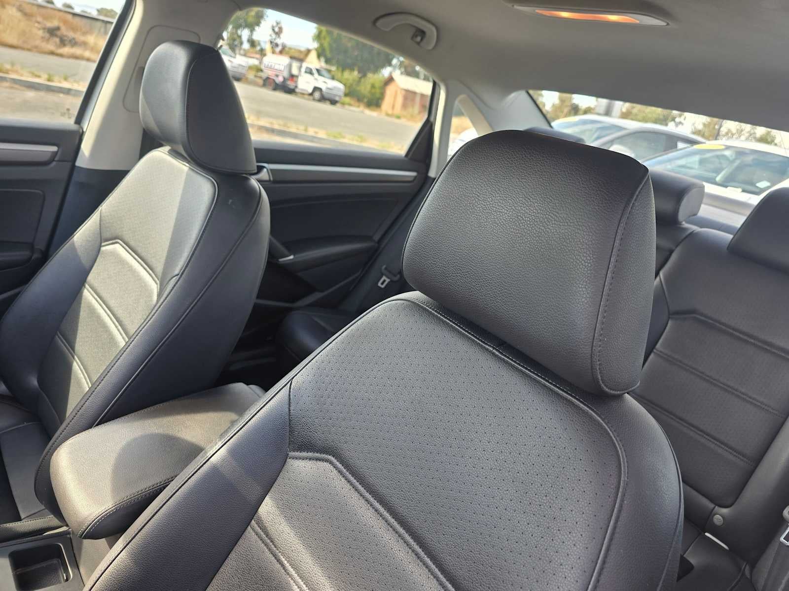 2018 Volkswagen Passat 2.0T S