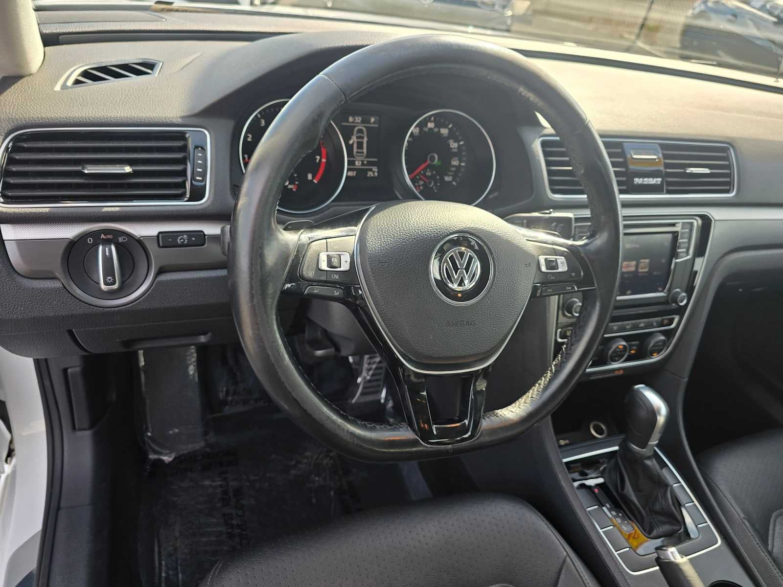 2018 Volkswagen Passat 2.0T S