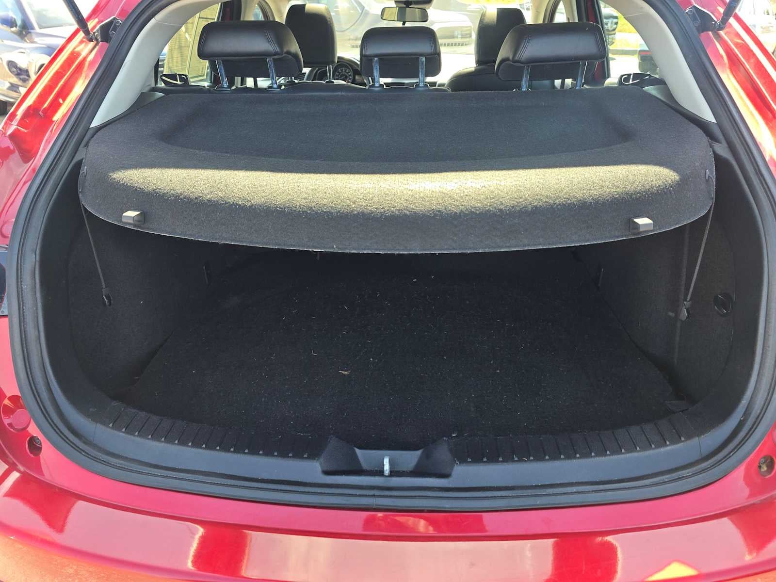 2017 Mazda Mazda3 5-Door Touring 2.5