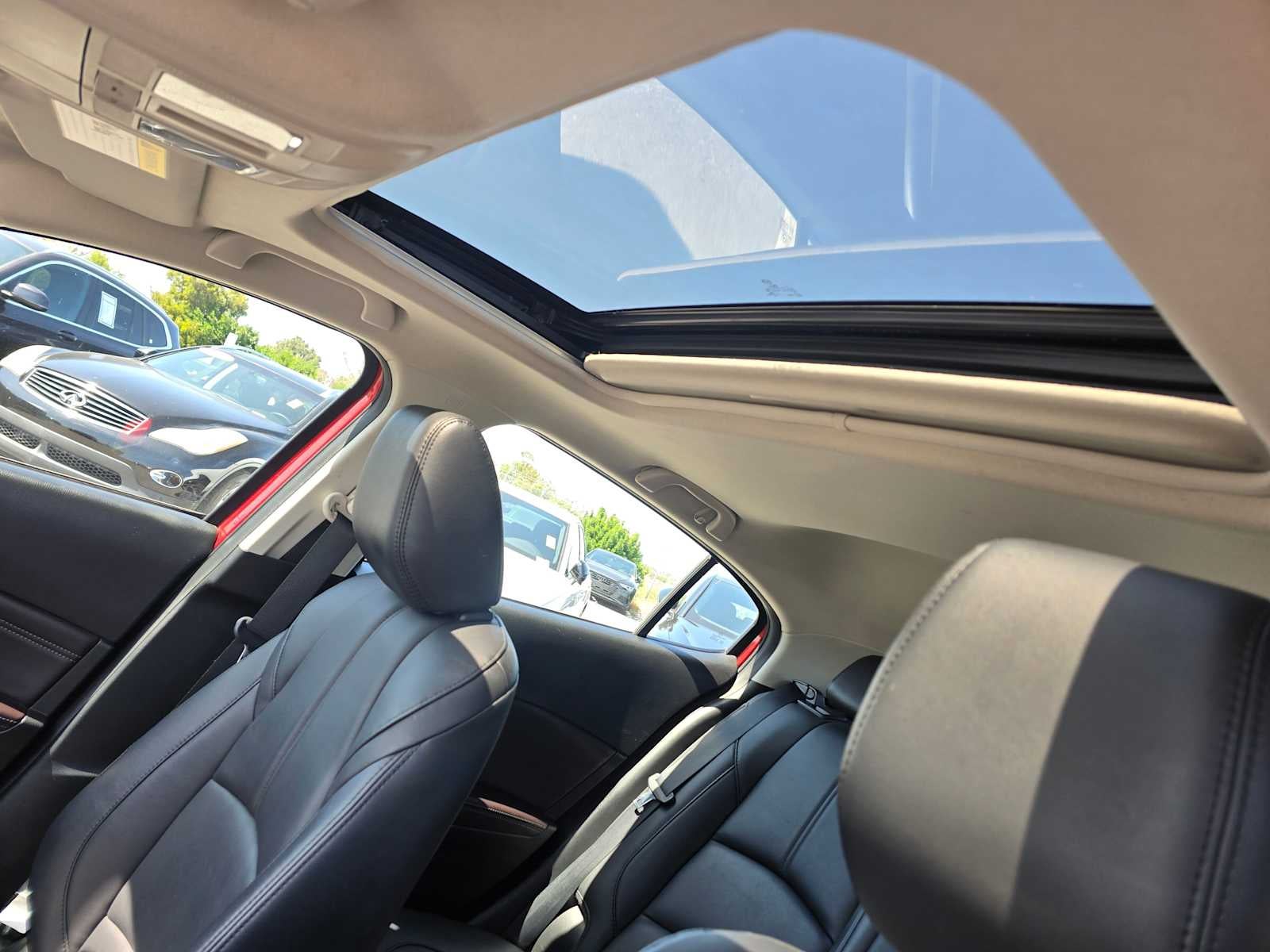 2017 Mazda Mazda3 5-Door Touring 2.5