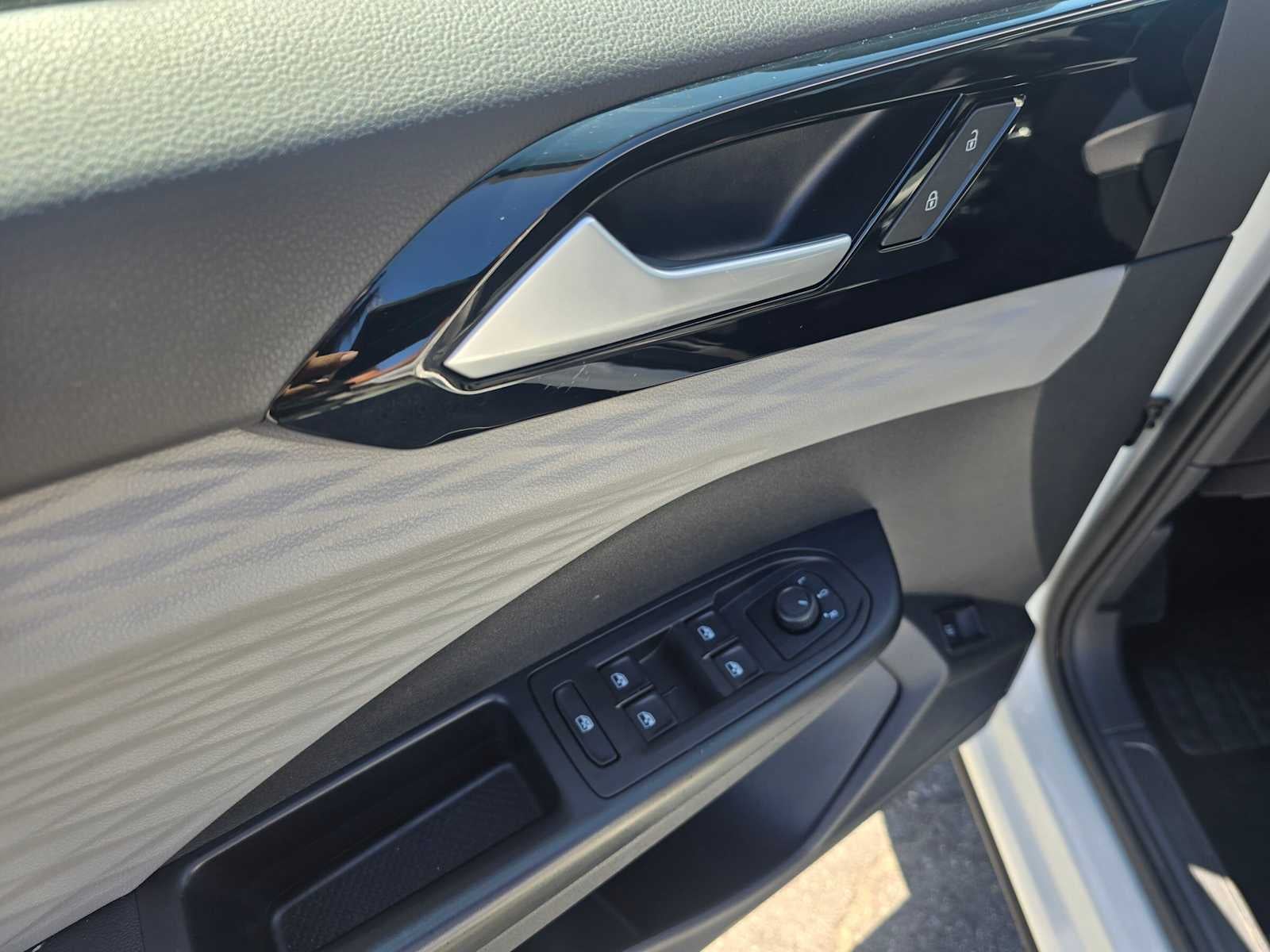 2023 Volkswagen Taos S