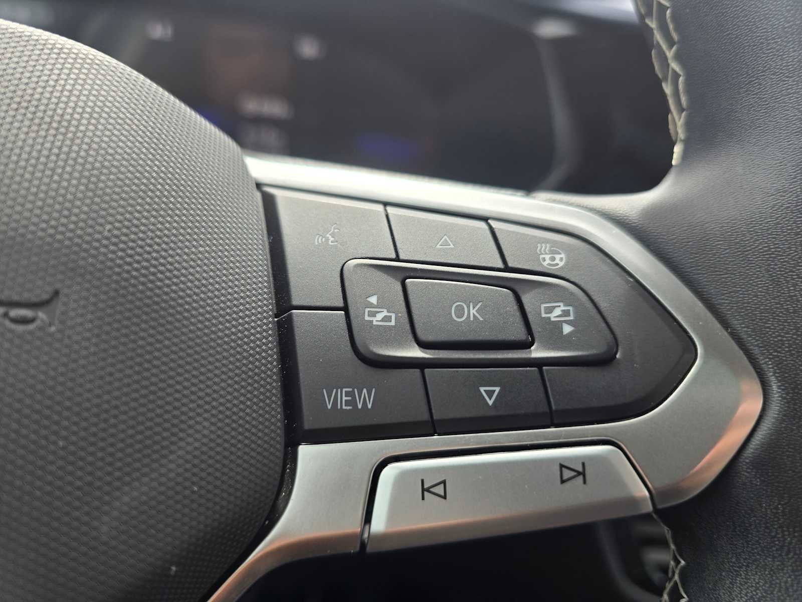 2023 Volkswagen Taos SE