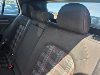 2015 Volkswagen Golf GTI SE
