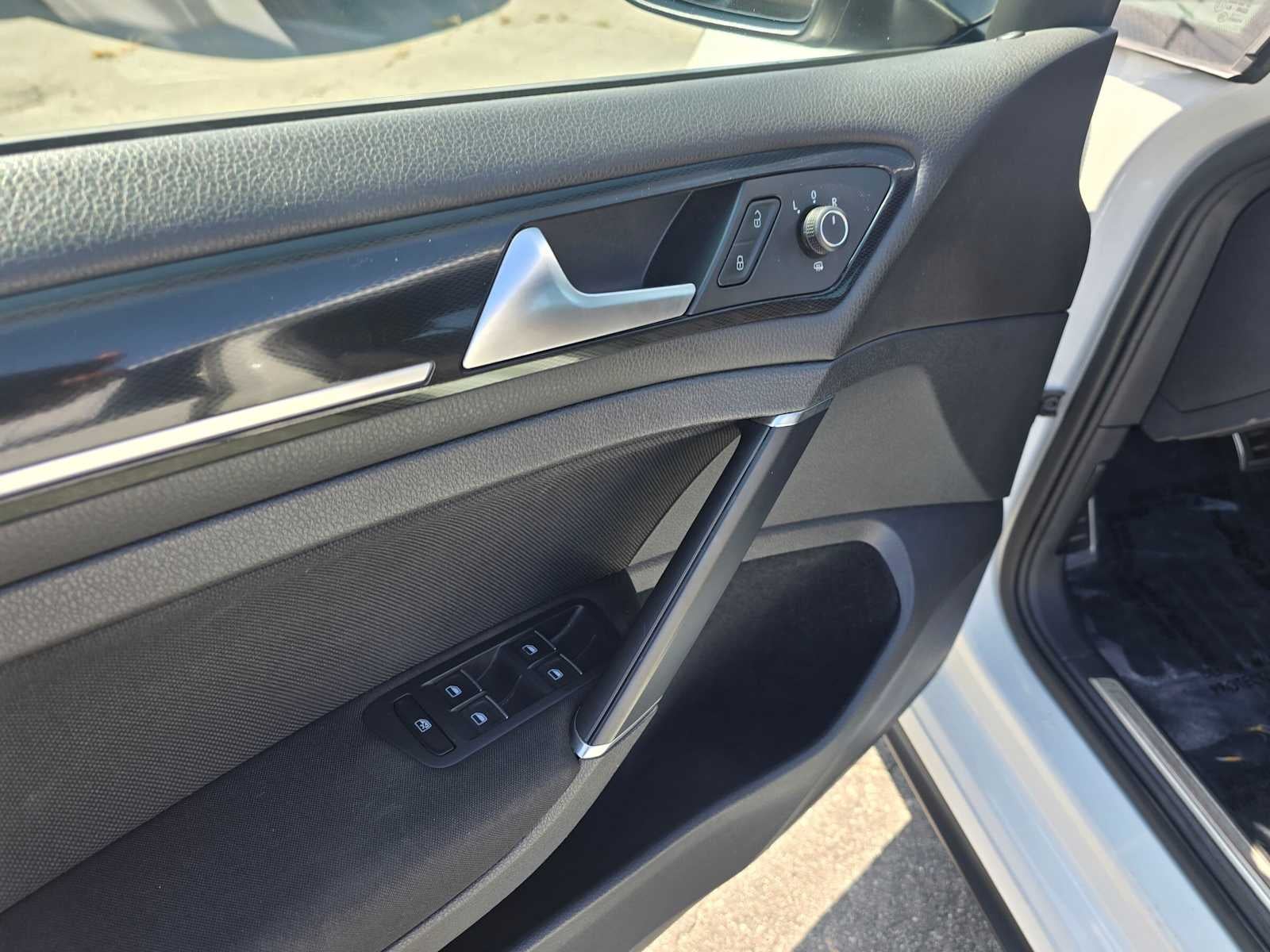 2015 Volkswagen Golf GTI SE