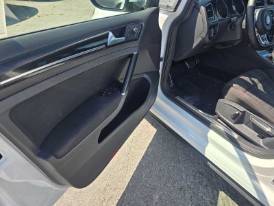2015 Volkswagen Golf GTI SE