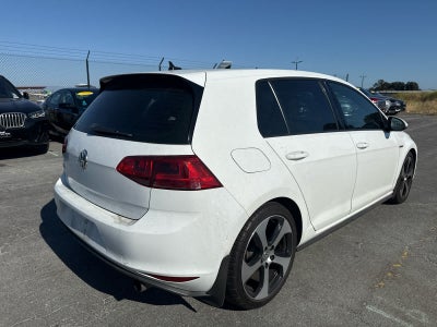 2015 Volkswagen Golf GTI SE