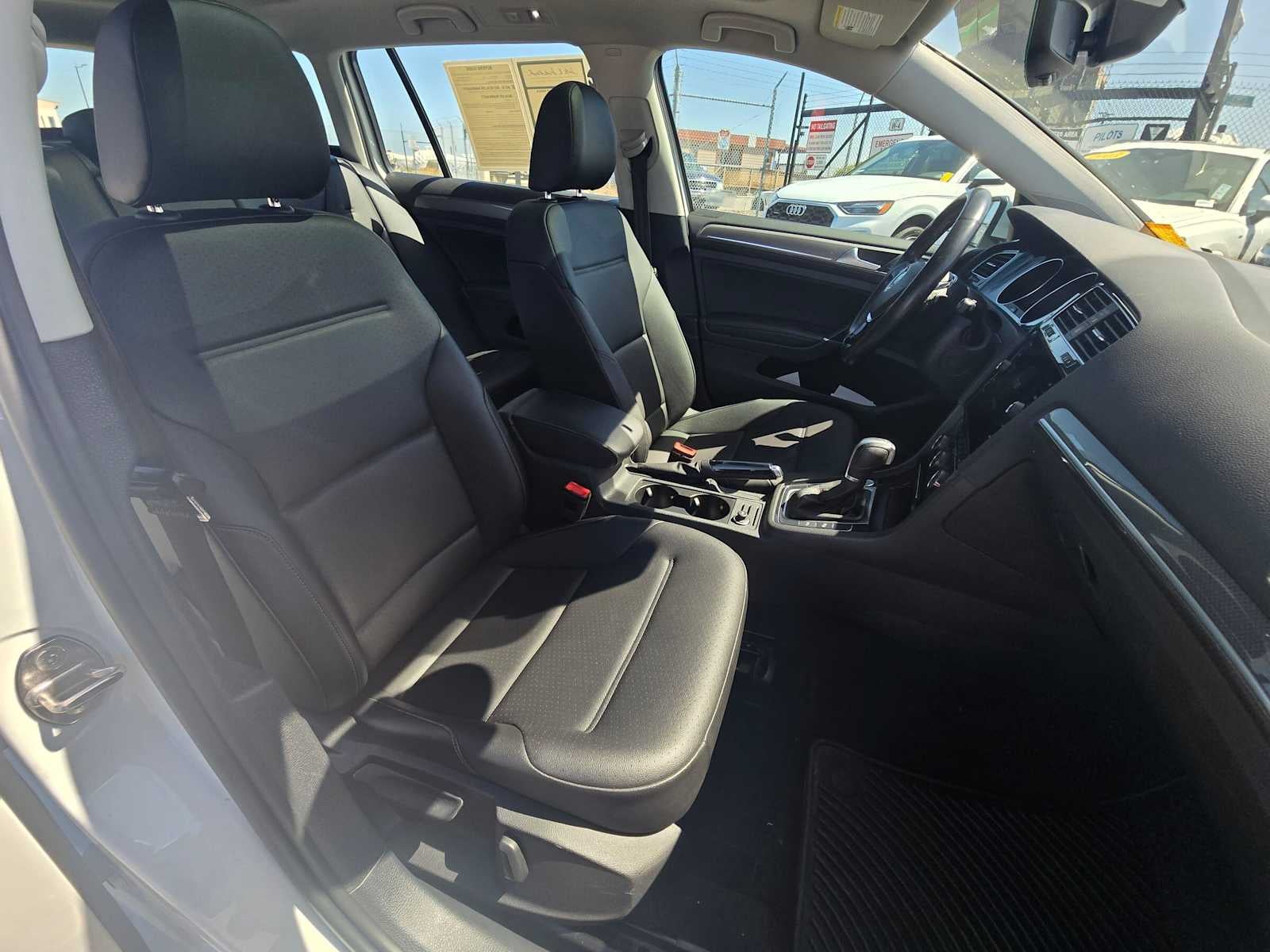 2019 Volkswagen Golf Alltrack SE