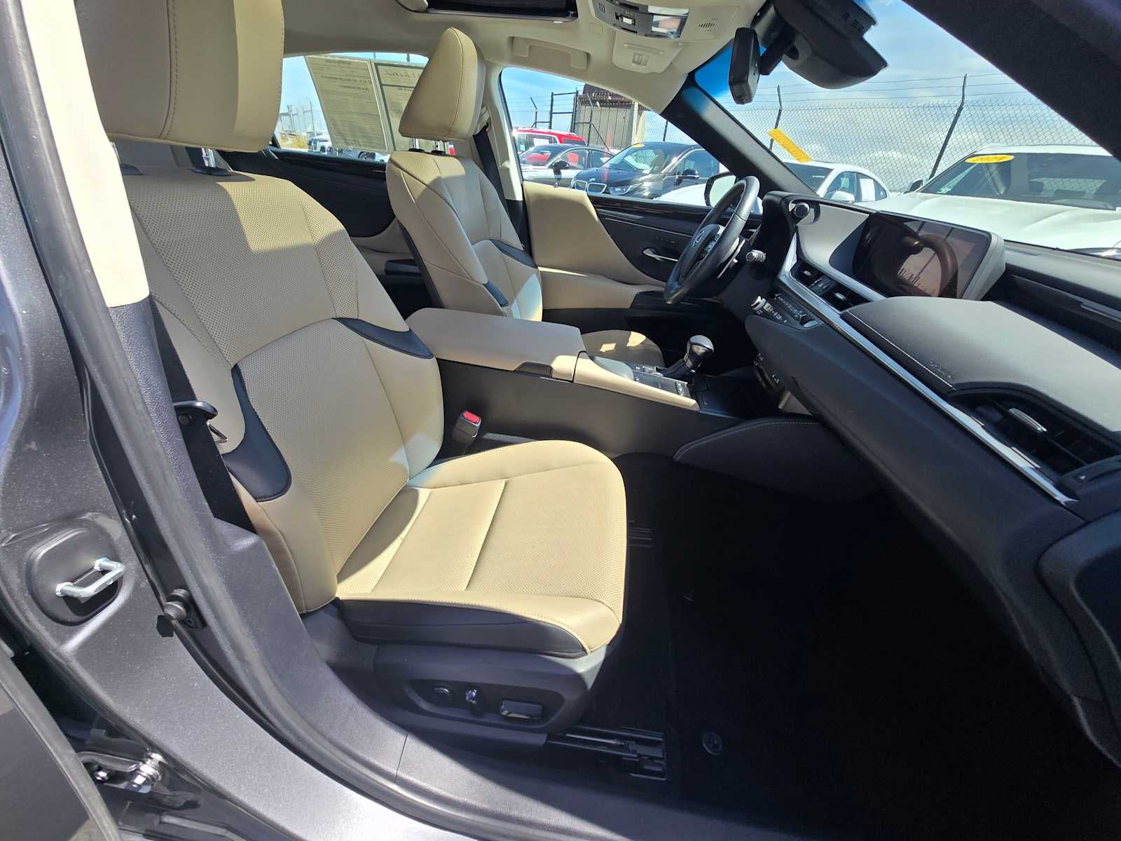 2021 Lexus ES 300h ES 300h