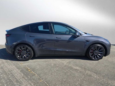 2023 Tesla Model Y Performance