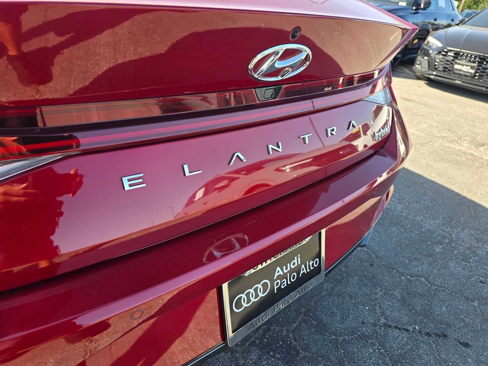 2023 Hyundai Elantra Hybrid Limited