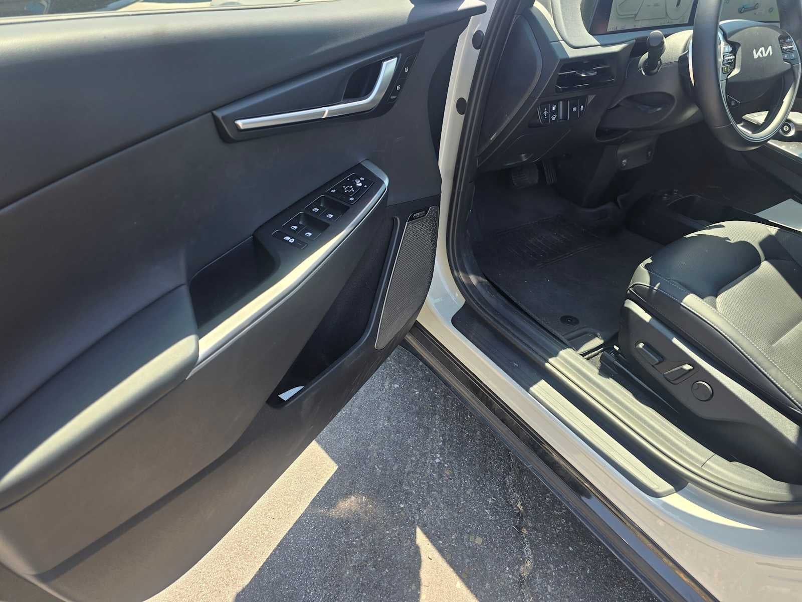 2023 Kia EV6 Wind