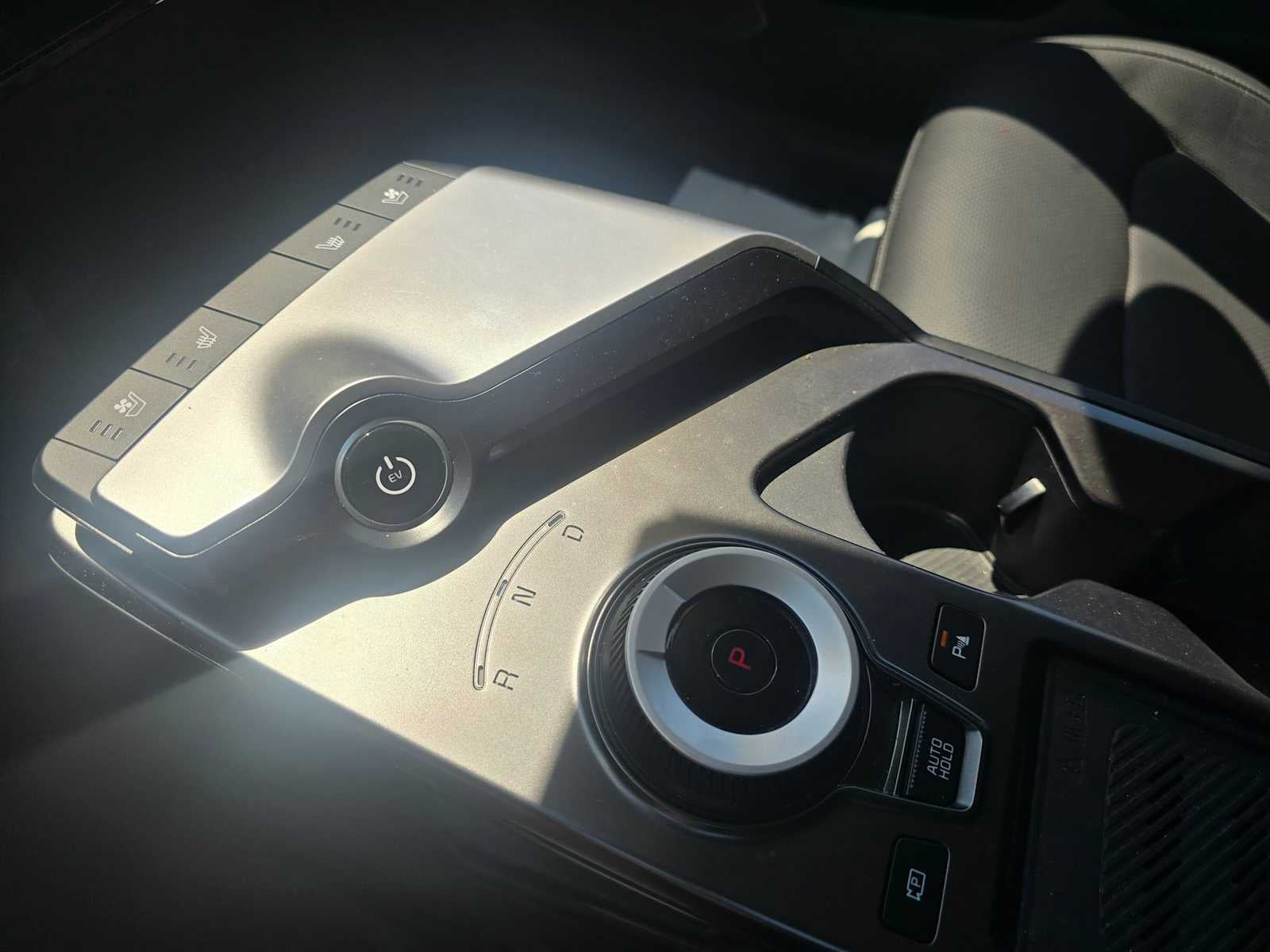 2023 Kia EV6 Wind