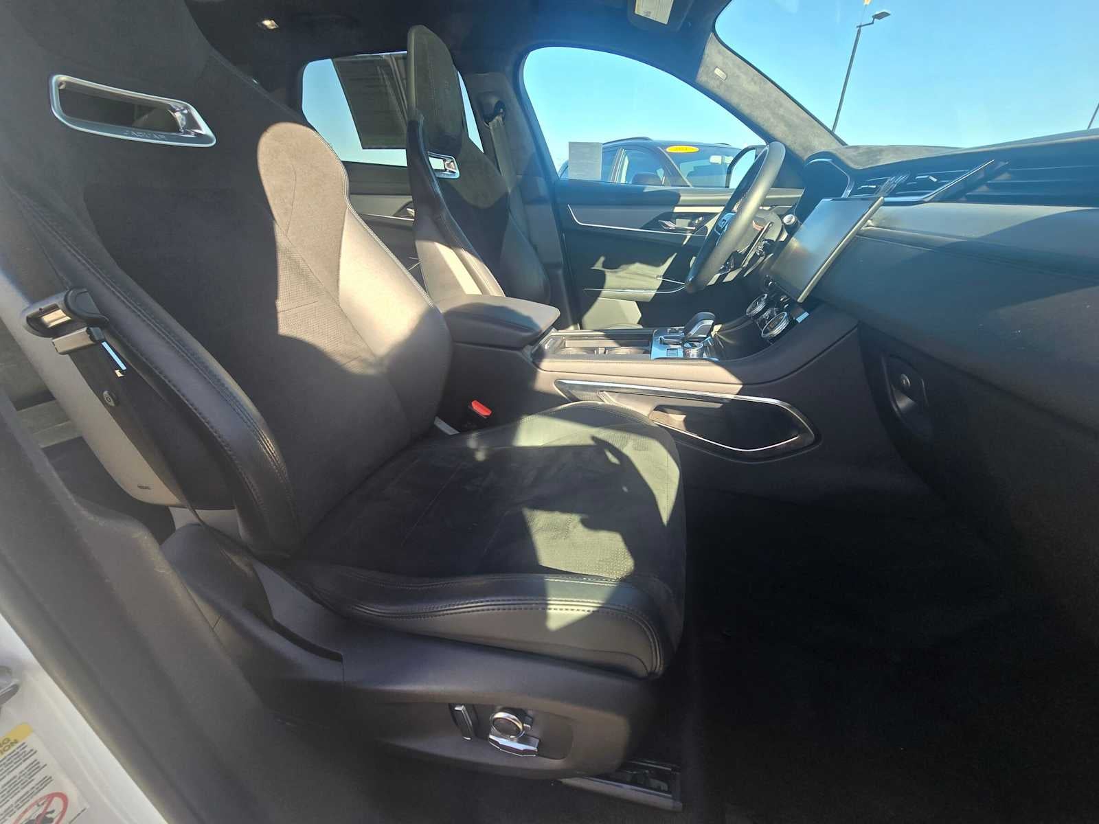 2024 Jaguar F-PACE SVR