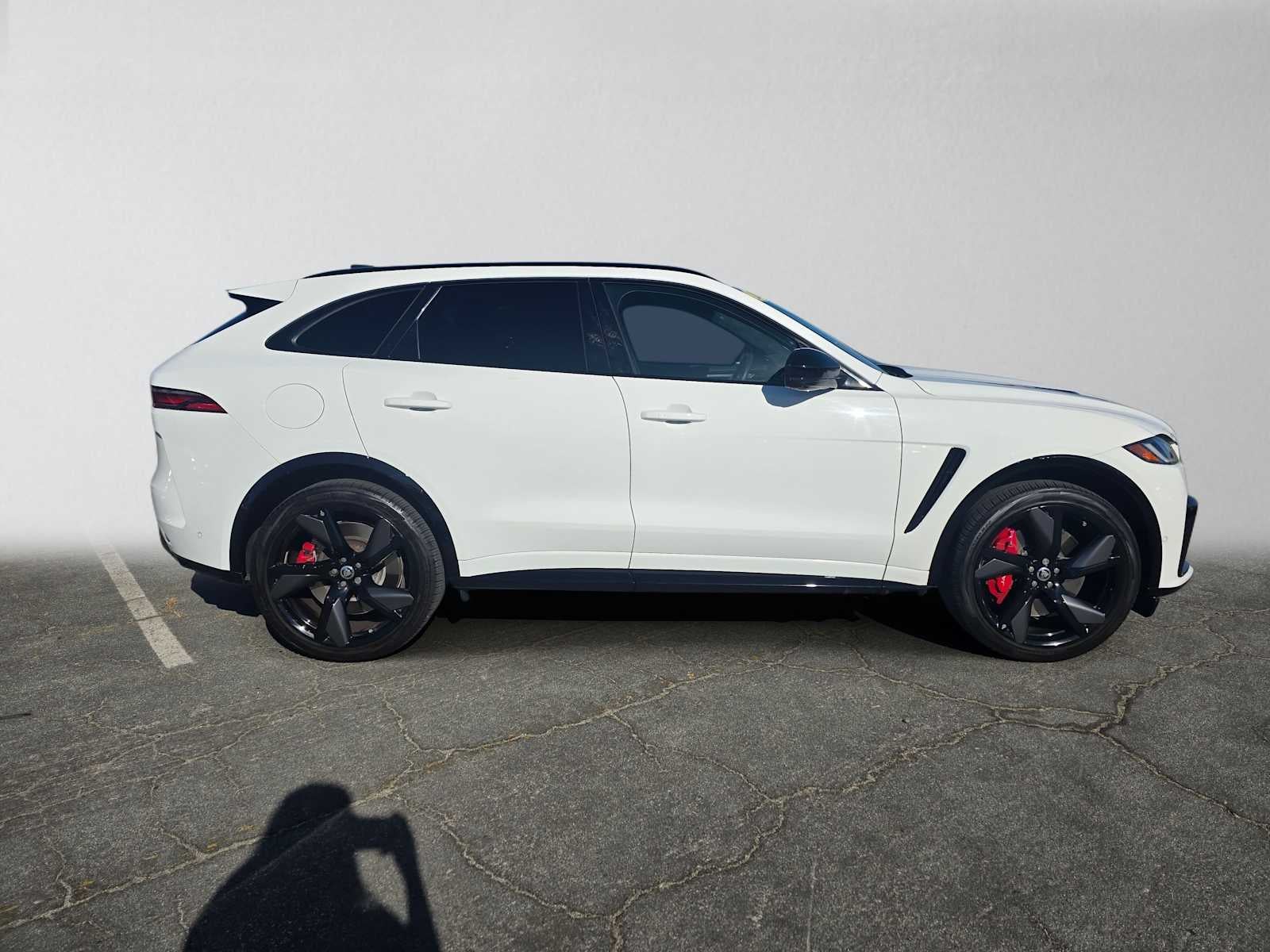 2024 Jaguar F-PACE SVR