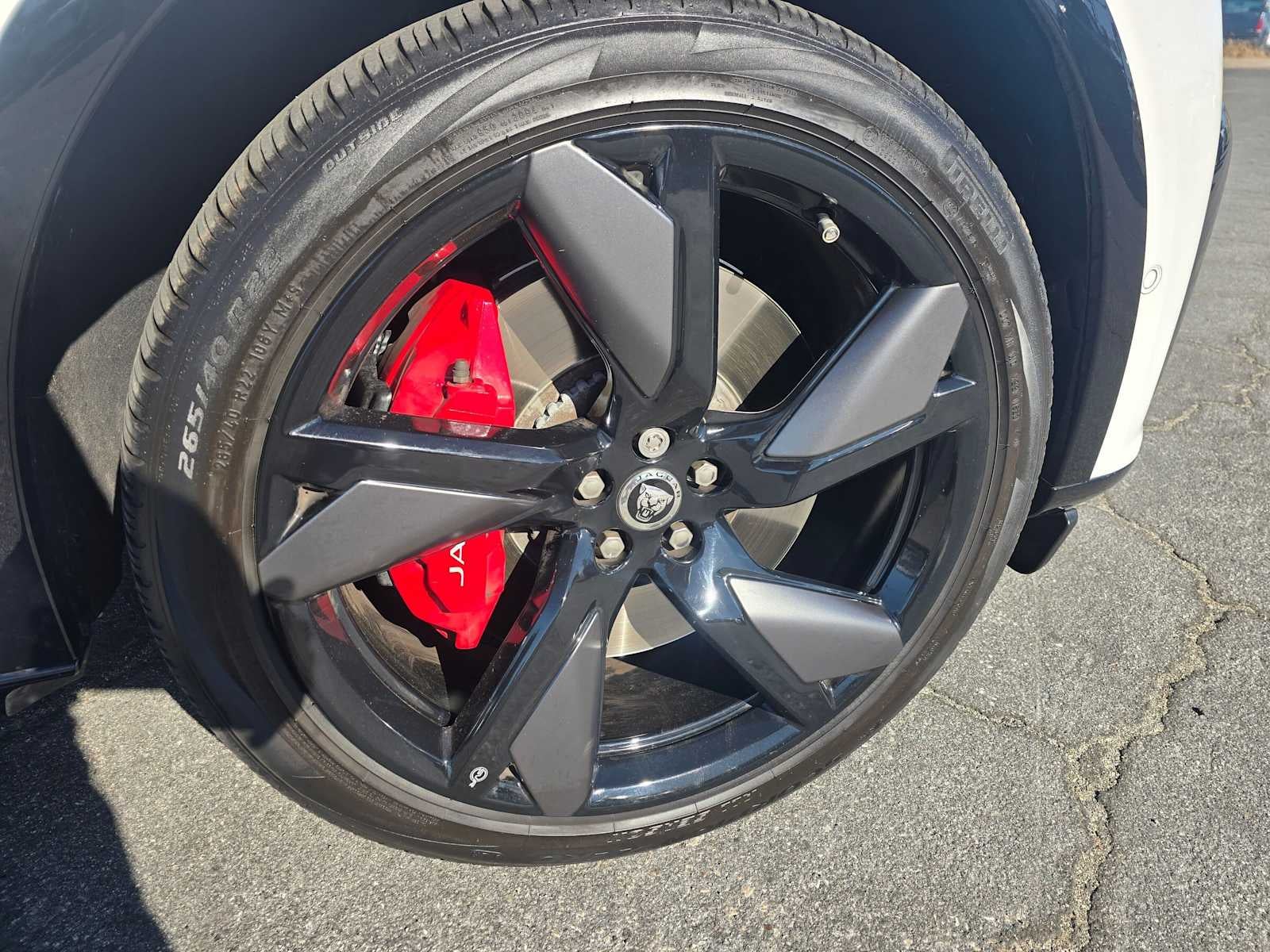 2024 Jaguar F-PACE SVR