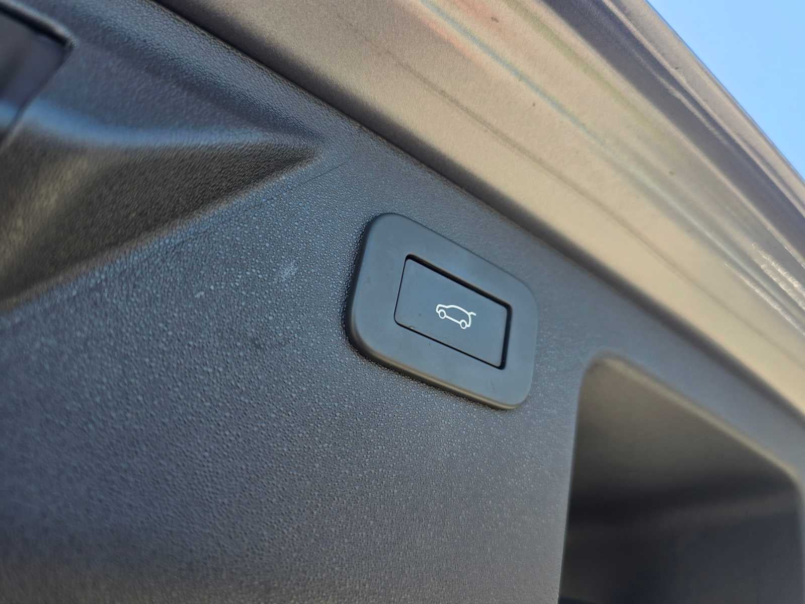 2023 Land Rover Discovery Sport SE R-Dynamic