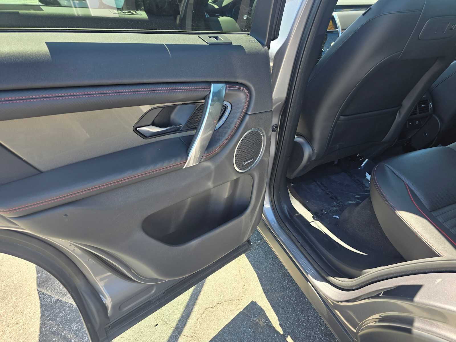 2023 Land Rover Discovery Sport SE R-Dynamic