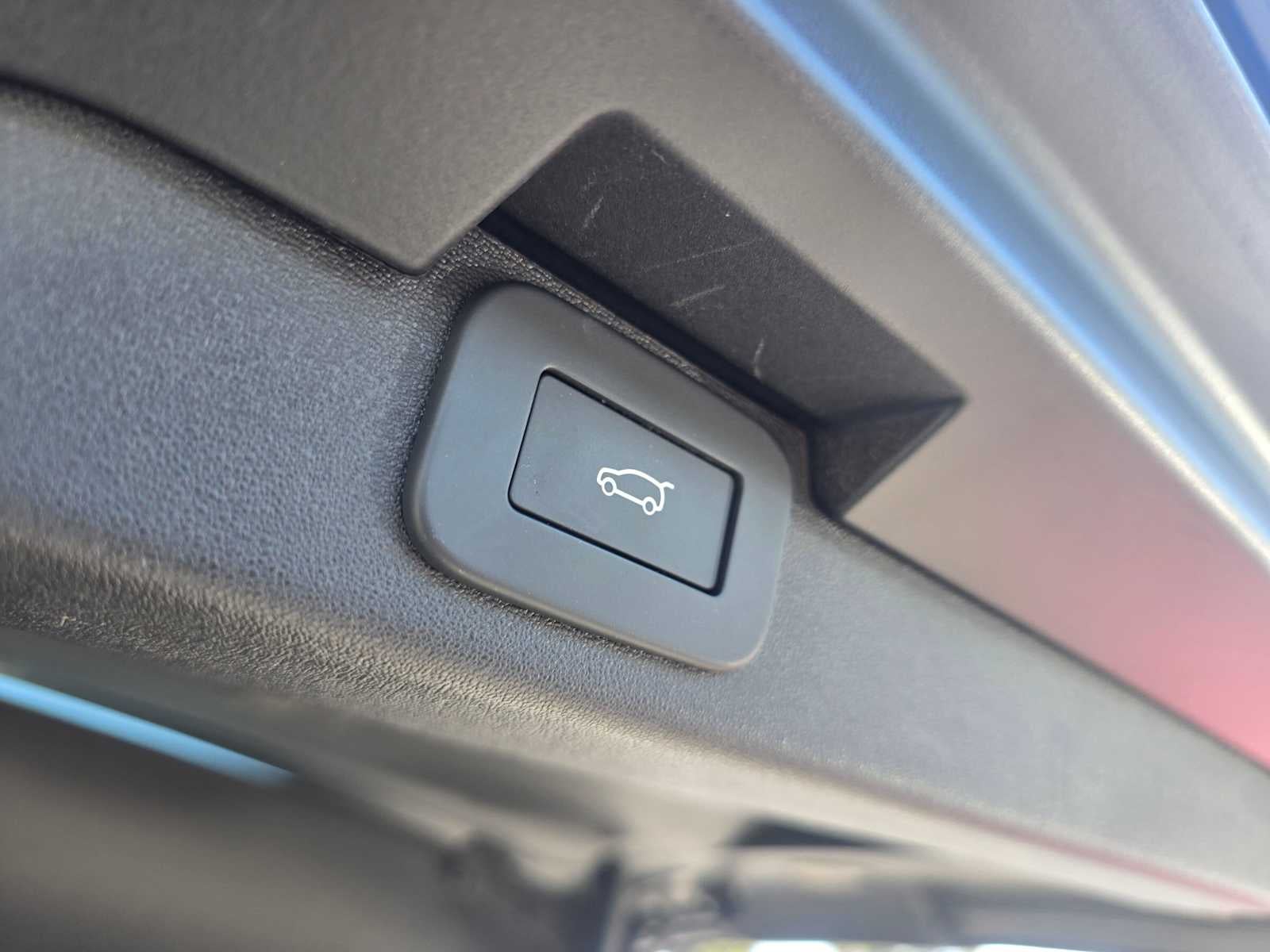 2025 Land Rover Discovery Dynamic SE