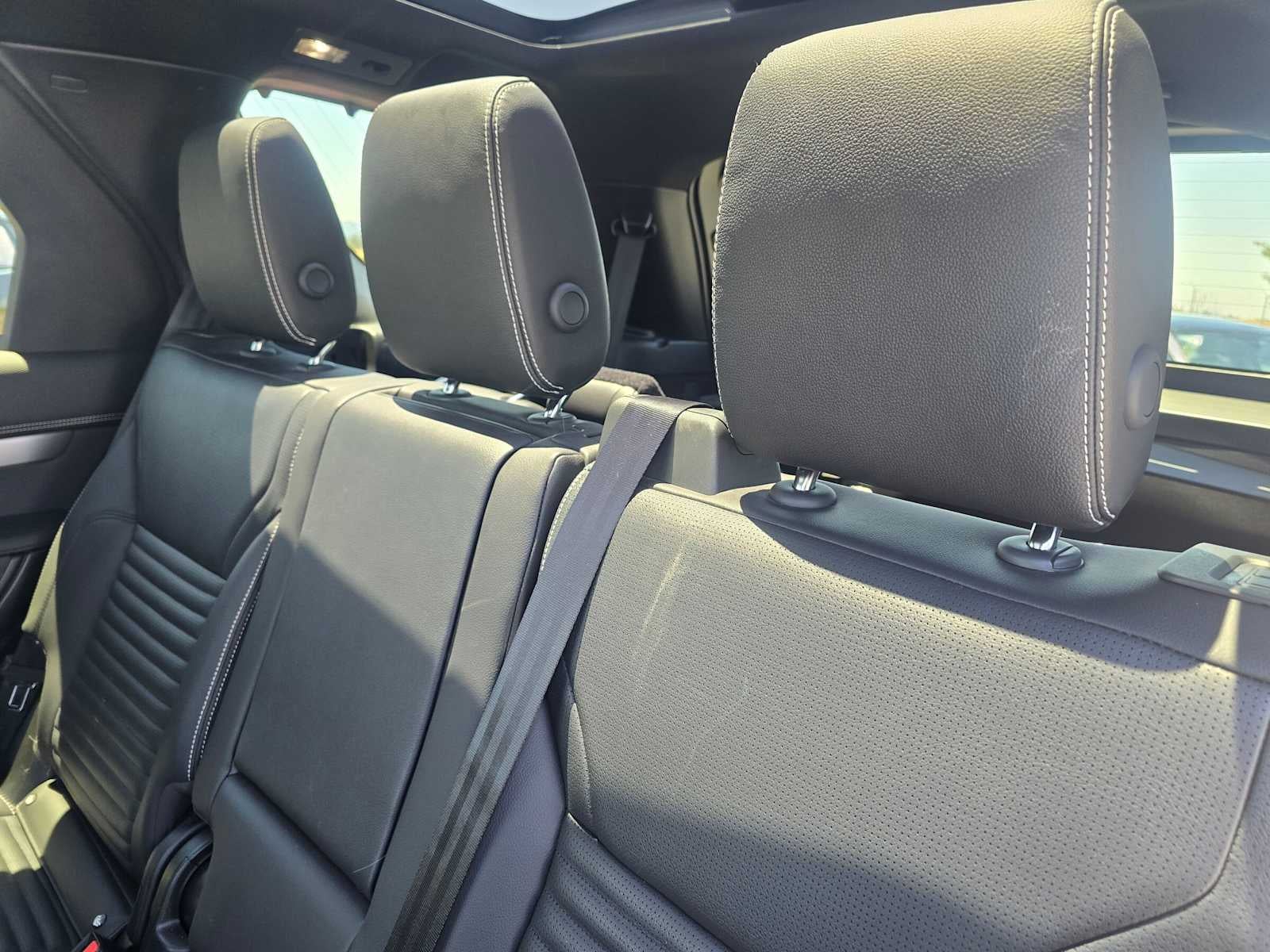 2025 Land Rover Discovery Dynamic SE