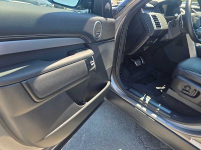 2025 Land Rover Discovery Dynamic SE