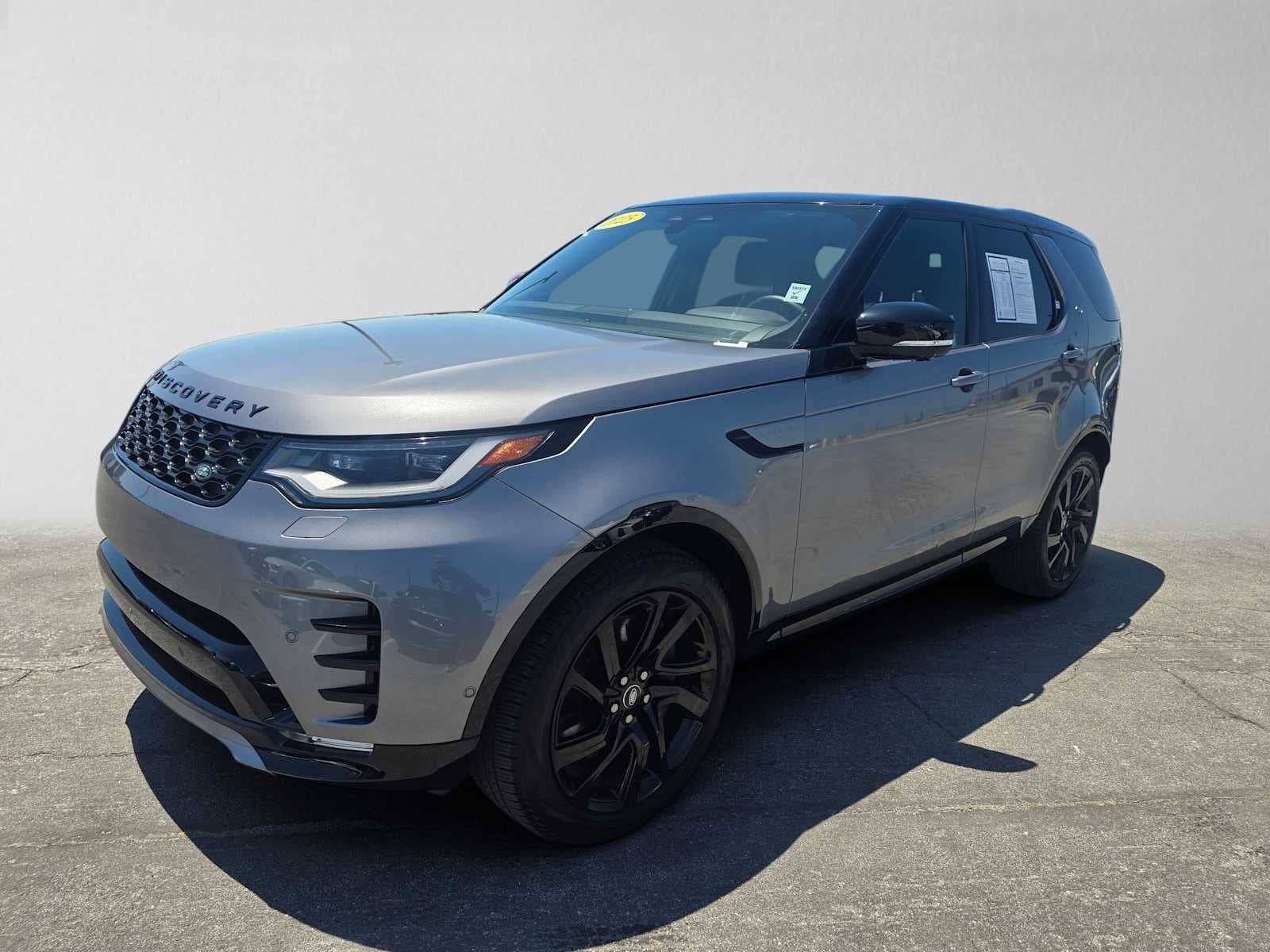 2025 Land Rover Discovery Dynamic SE