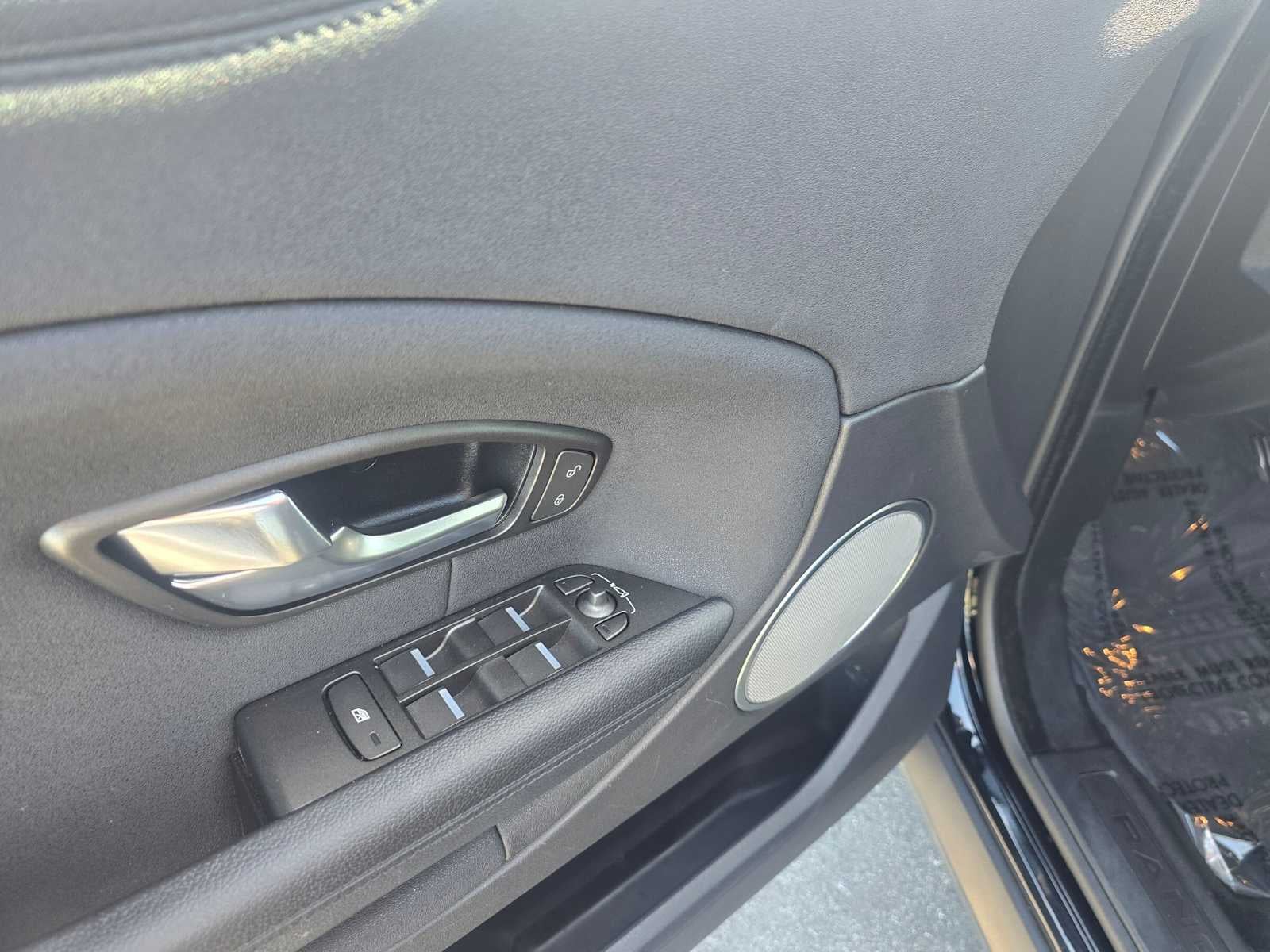 2018 Land Rover Range Rover Evoque SE