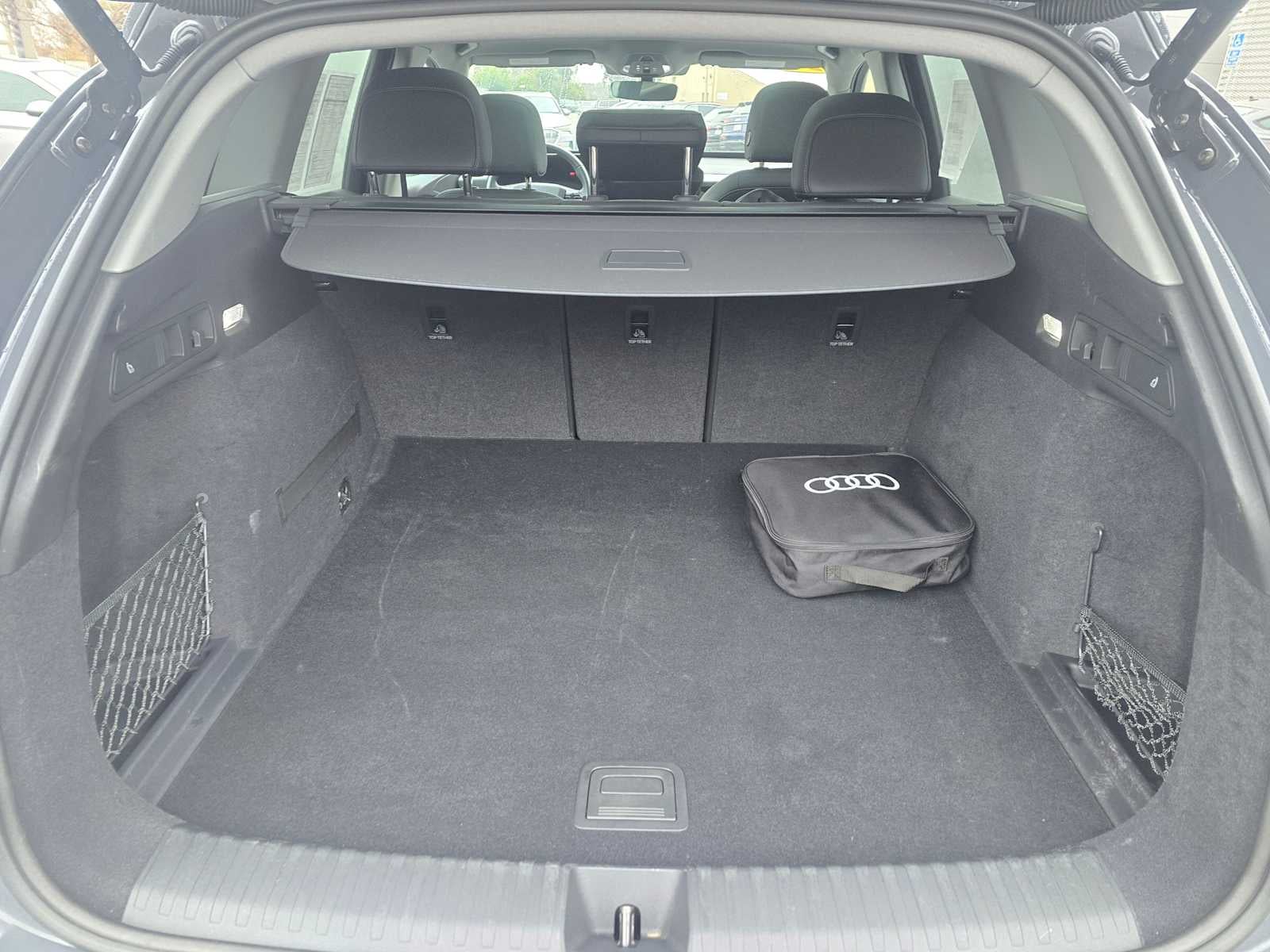 2025 Audi Q6 e-tron Premium