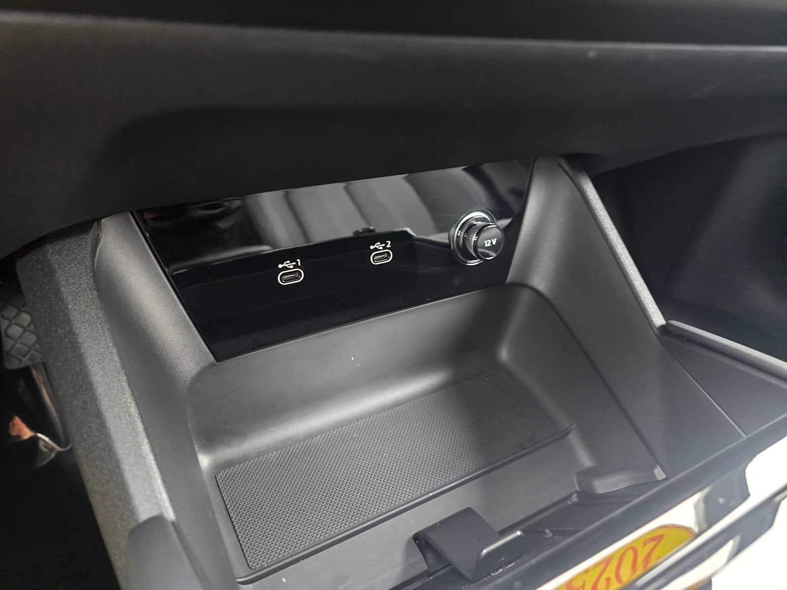 2025 Audi Q6 e-tron Premium