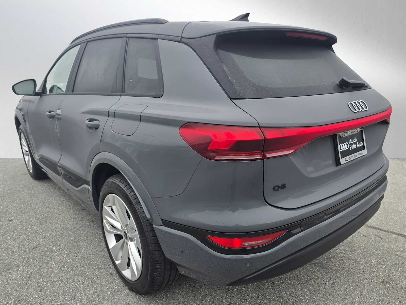 2025 Audi Q6 e-tron Premium