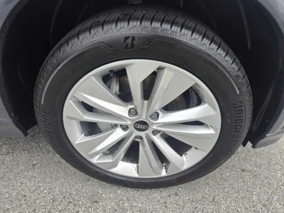 2025 Audi Q6 e-tron Premium