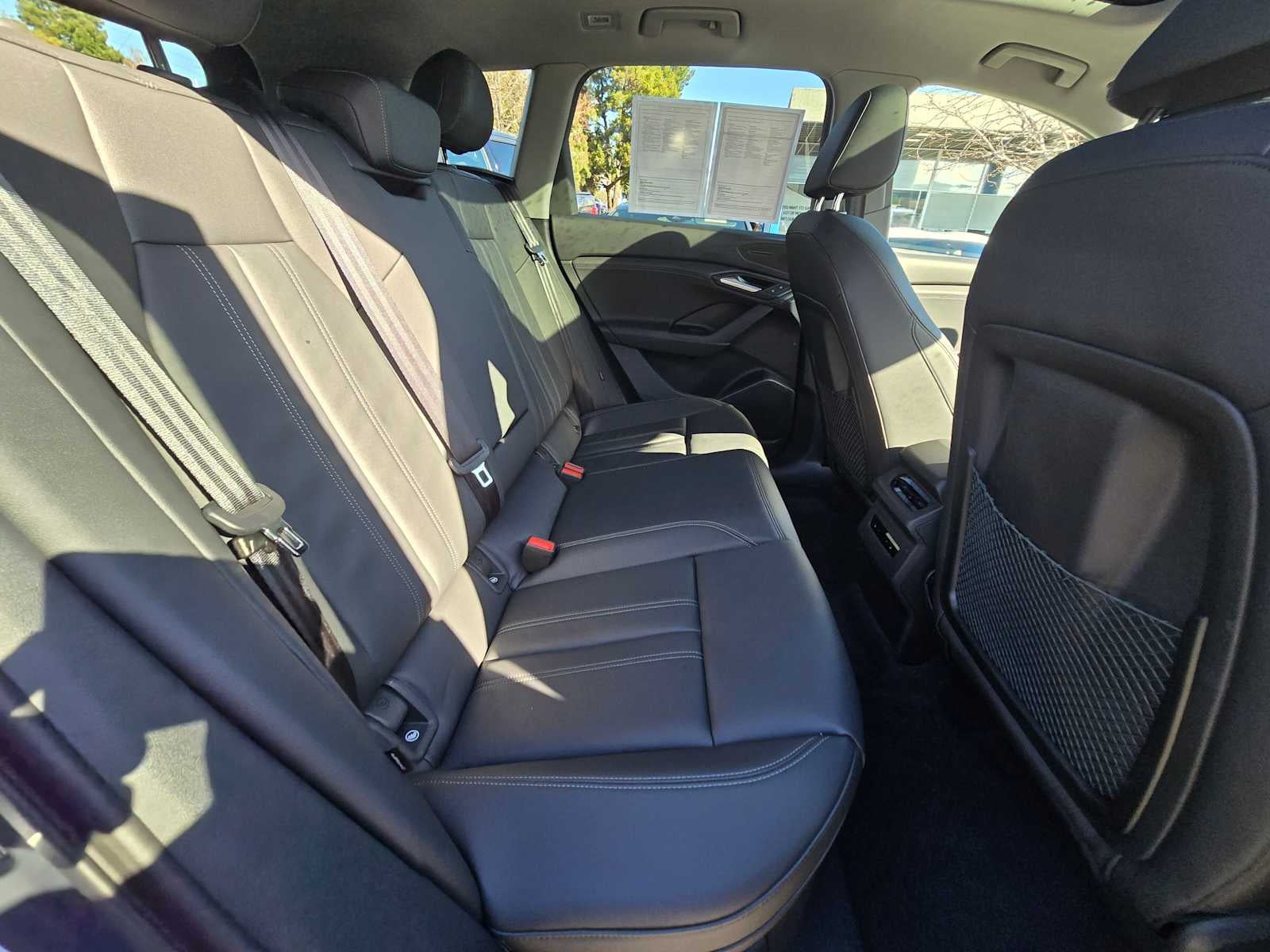 2025 Audi Q6 e-tron Premium