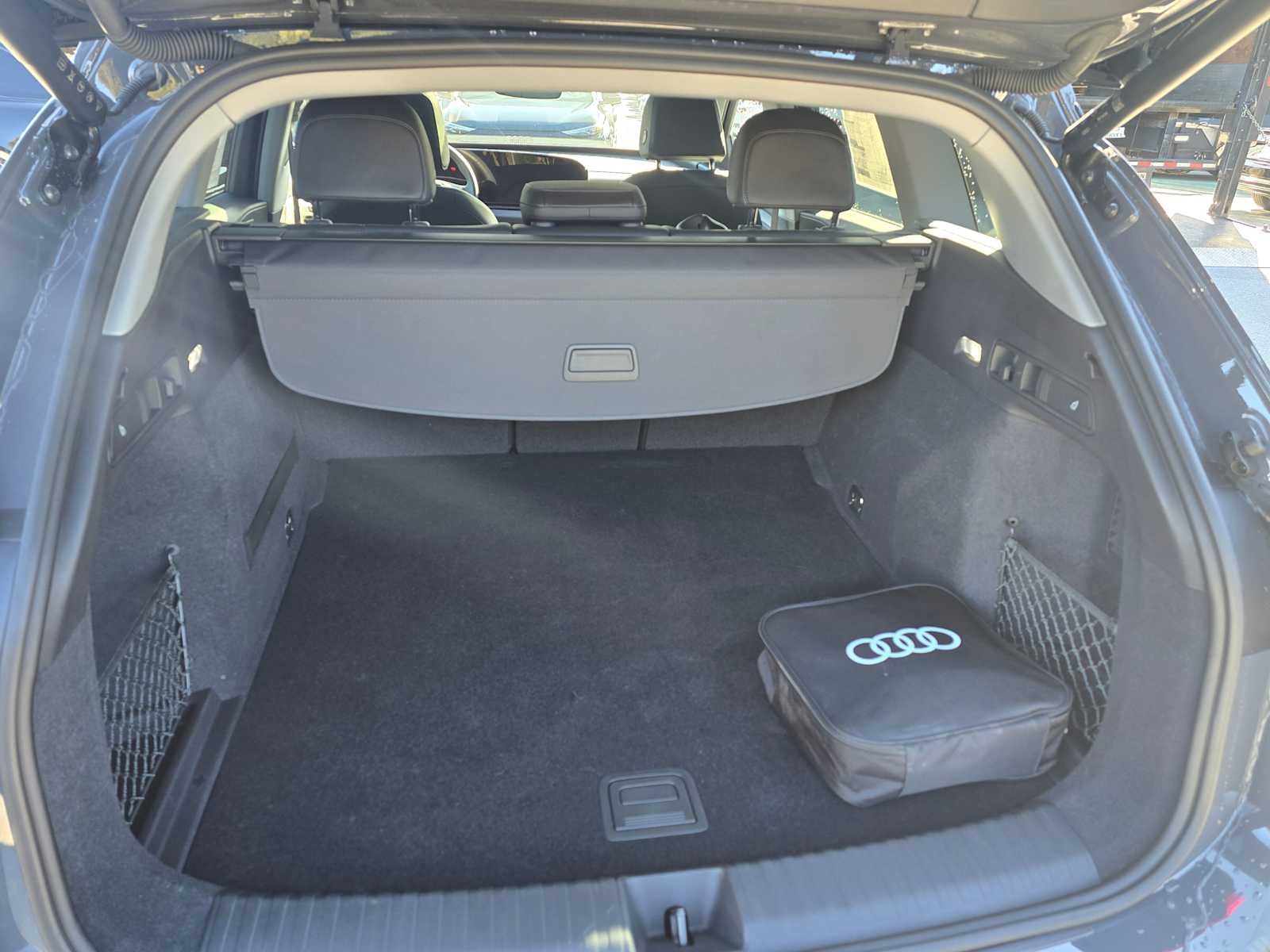 2025 Audi Q6 e-tron Premium