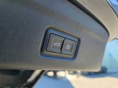 2025 Audi Q6 e-tron Premium