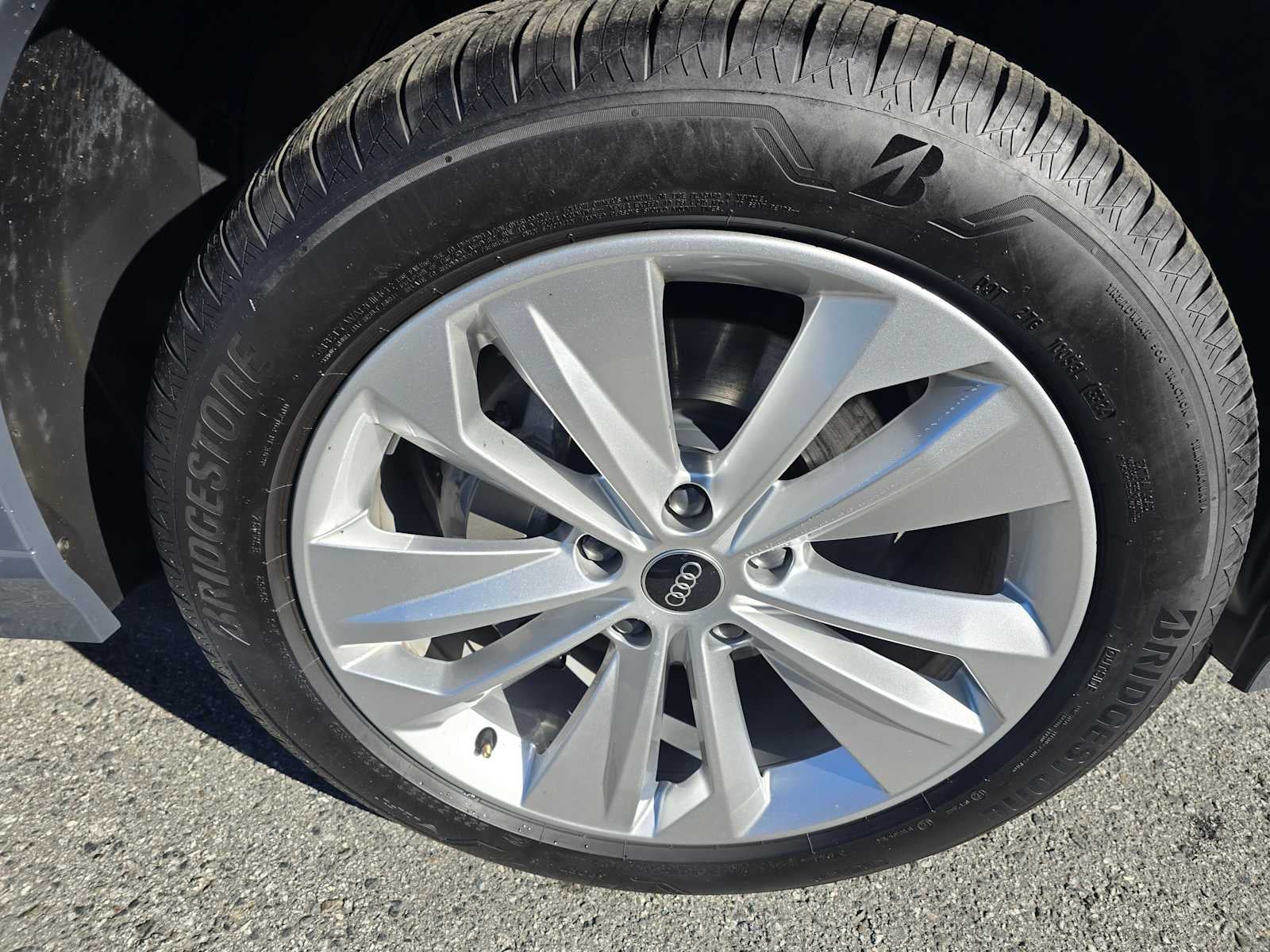 2025 Audi Q6 e-tron Premium