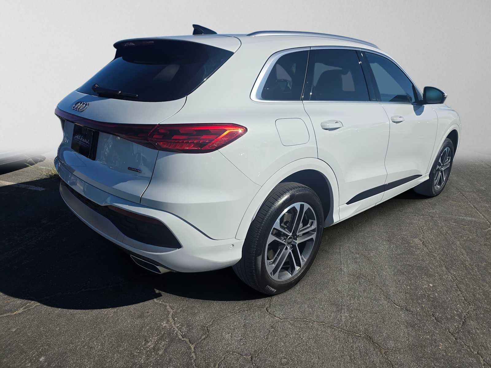 2025 Audi New Q5 Premium