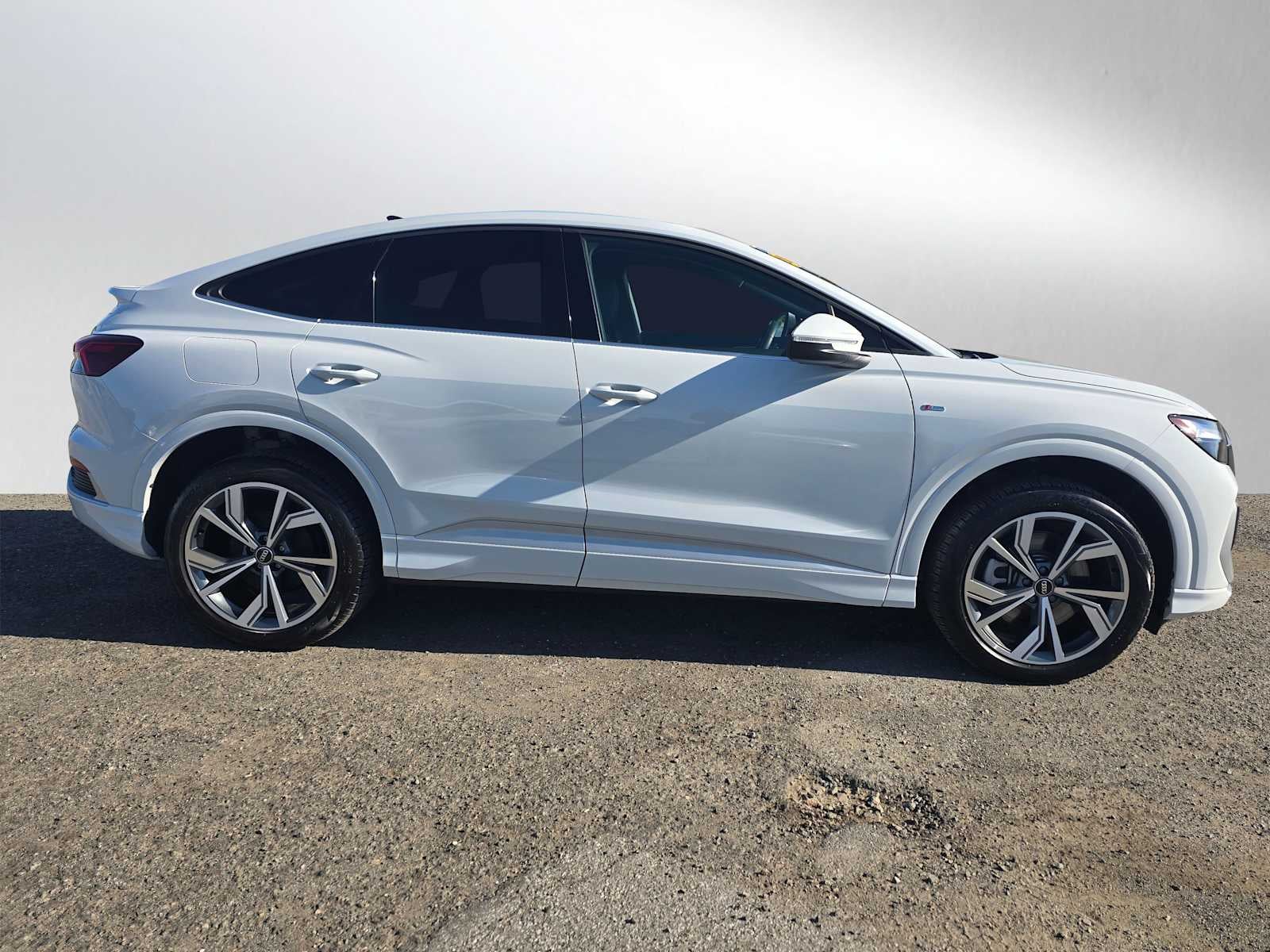 2024 Audi Q4 e-tron Sportback Premium