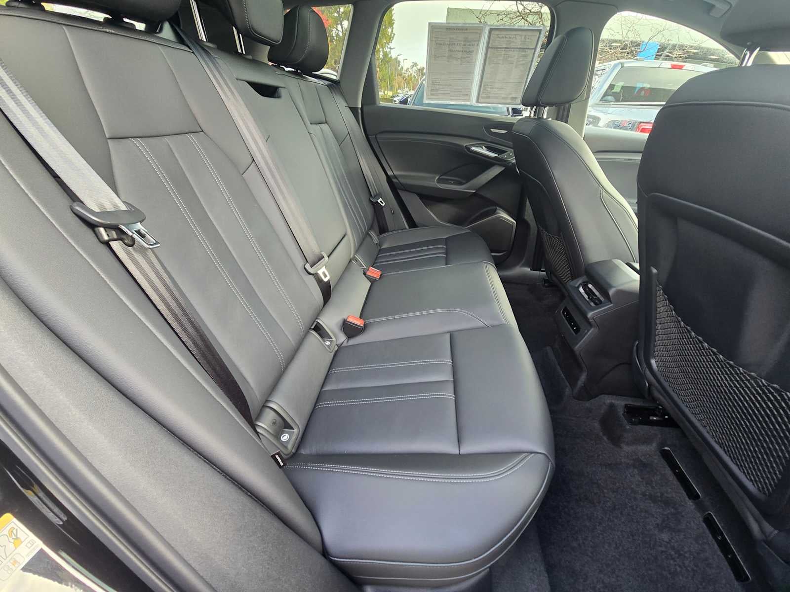 2025 Audi Q6 e-tron Premium Plus