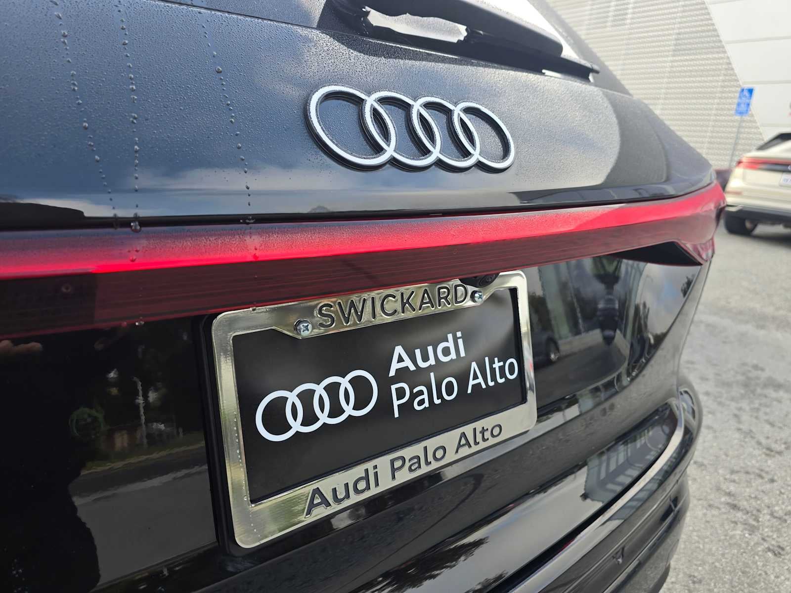 2025 Audi Q6 e-tron Premium Plus