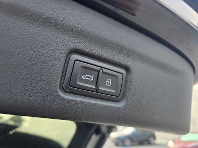 2025 Audi Q6 e-tron Premium Plus