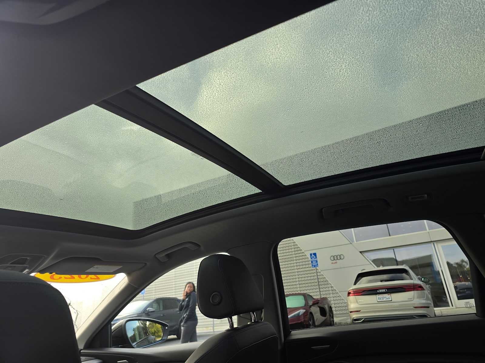 2025 Audi Q6 e-tron Premium Plus