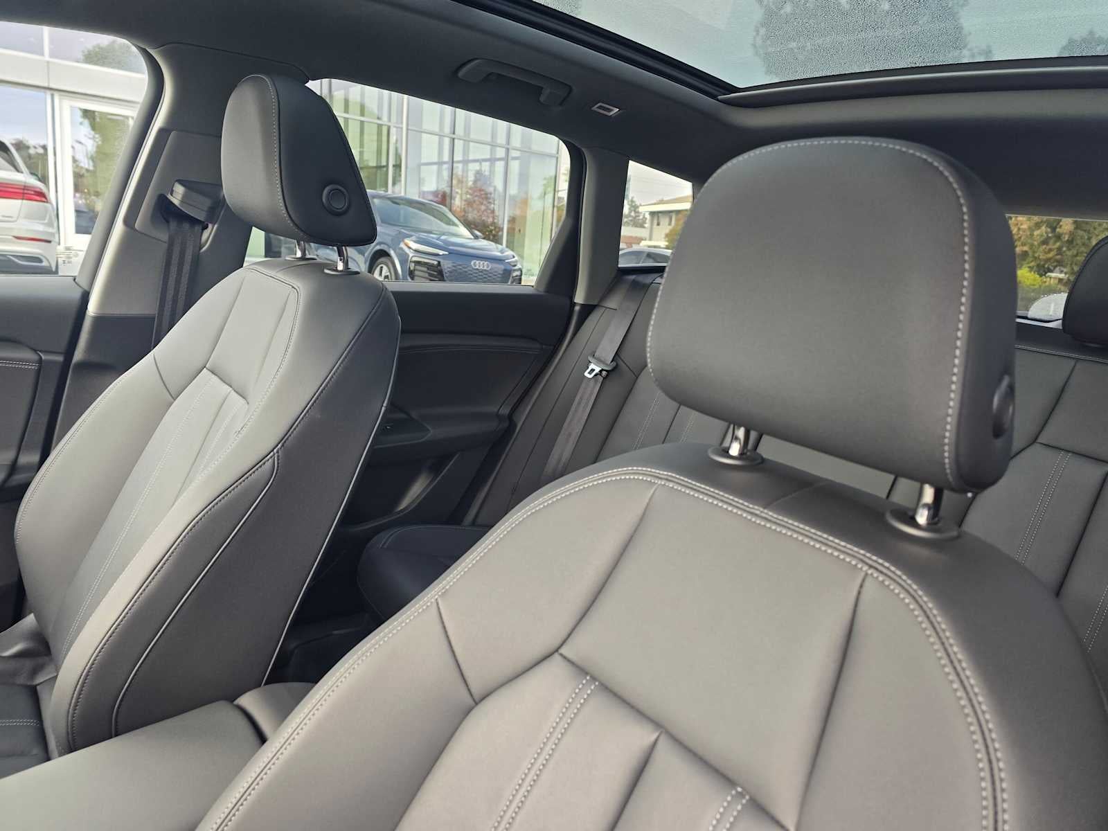 2025 Audi Q6 e-tron Premium Plus