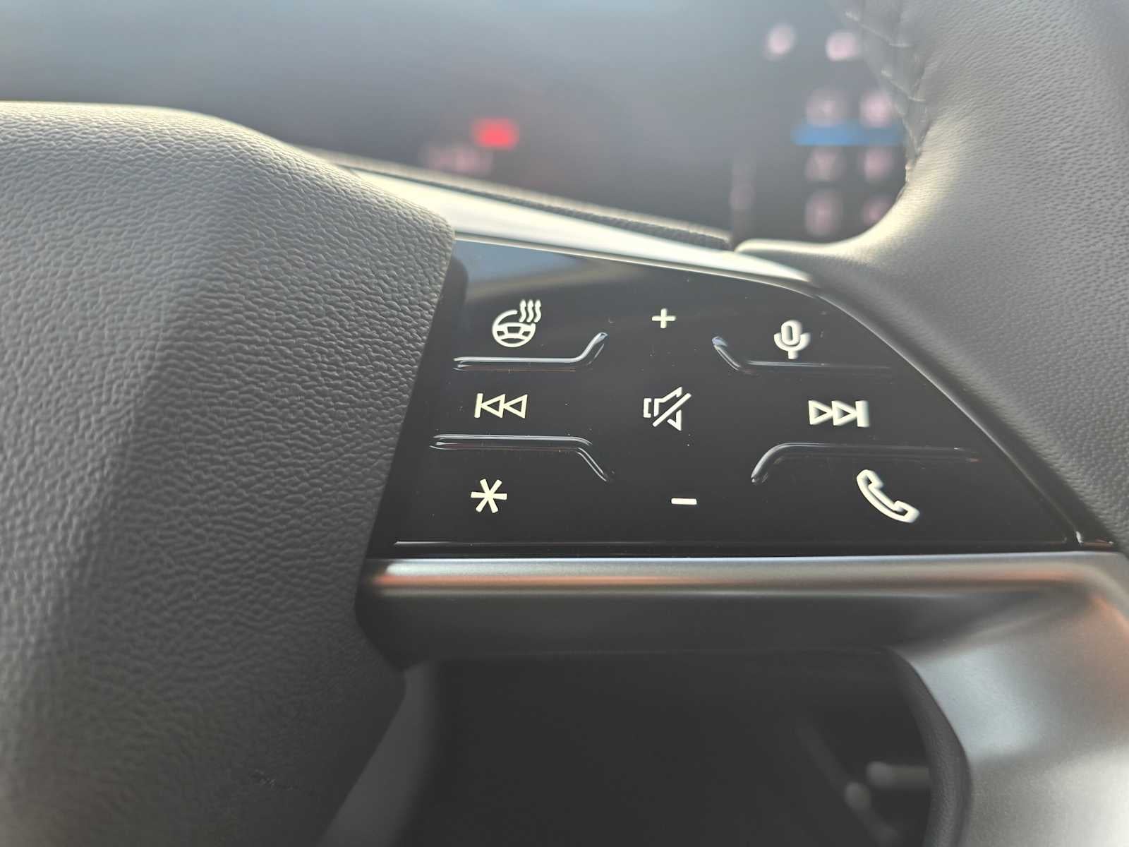 2025 Audi Q6 e-tron Premium Plus