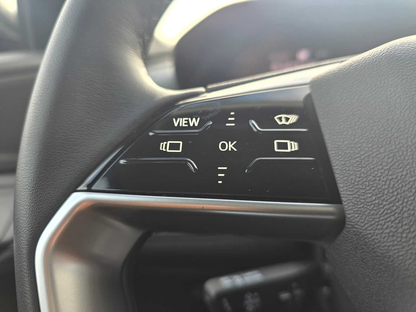 2025 Audi Q6 e-tron Premium Plus