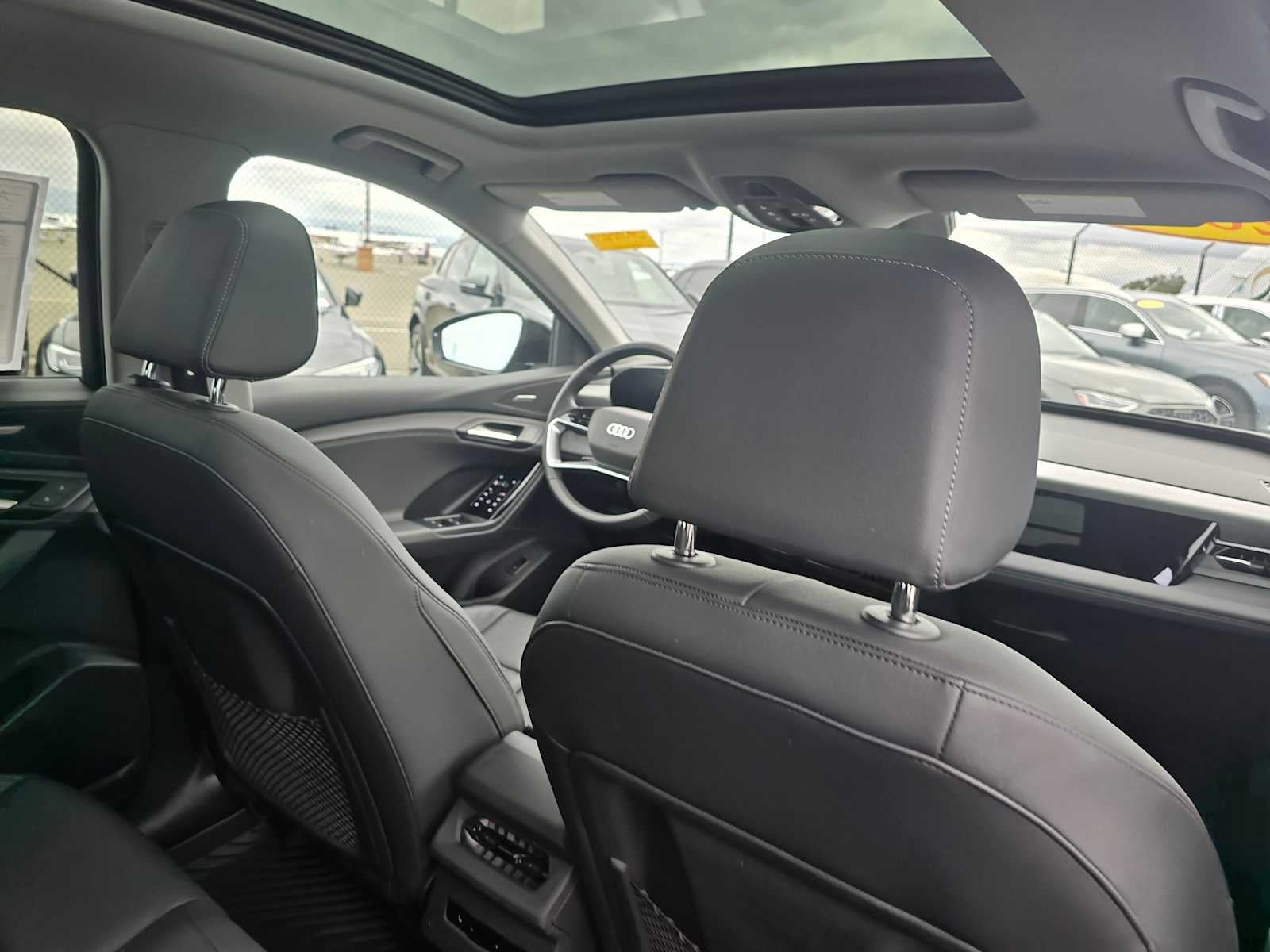 2025 Audi Q6 e-tron Premium Plus