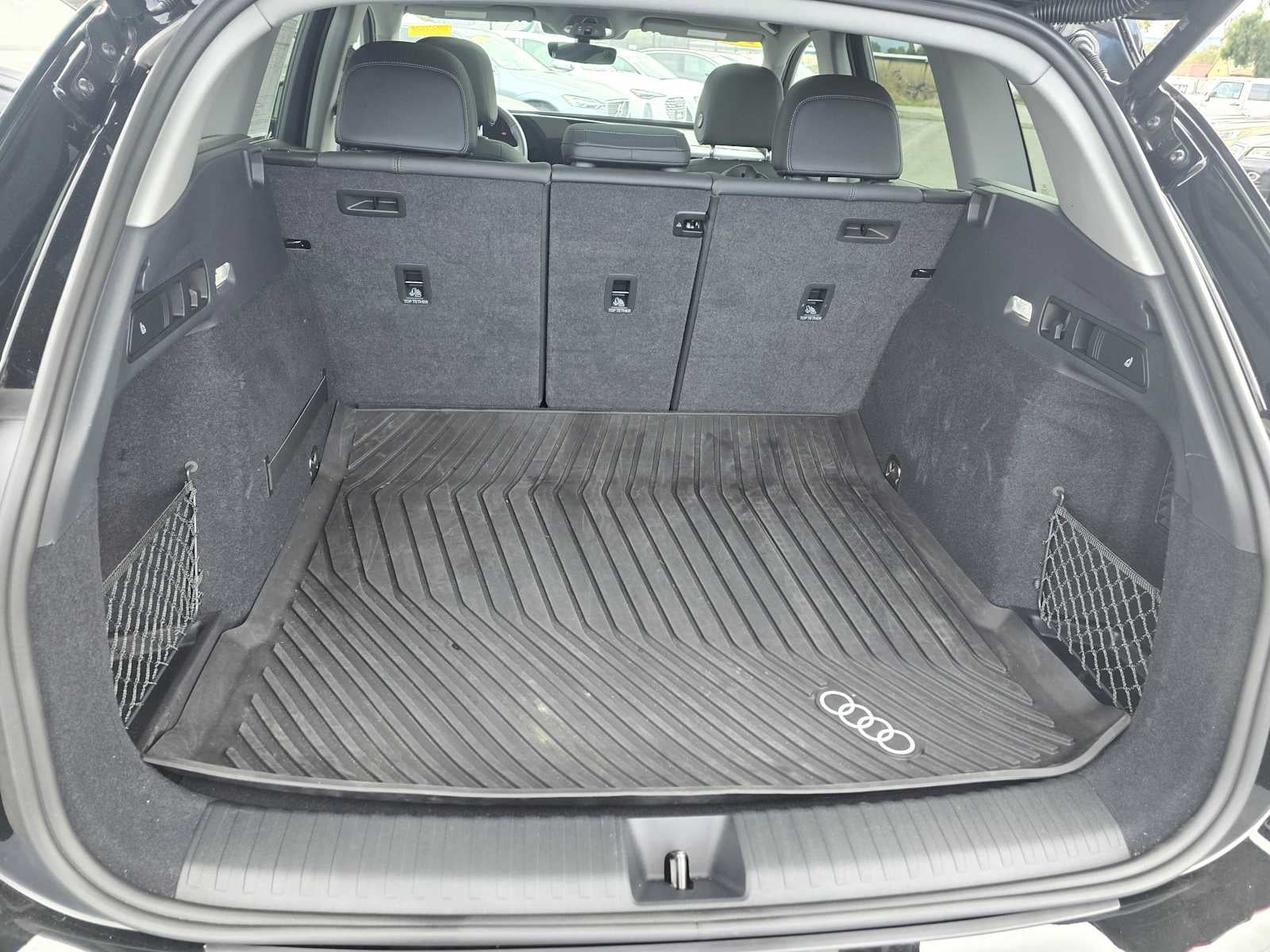 2025 Audi Q6 e-tron Premium Plus