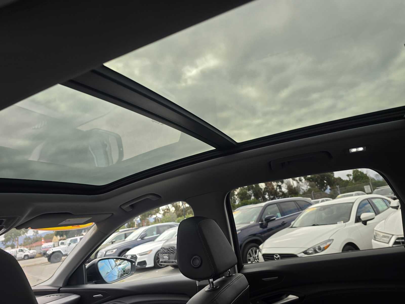 2025 Audi Q6 e-tron Premium Plus