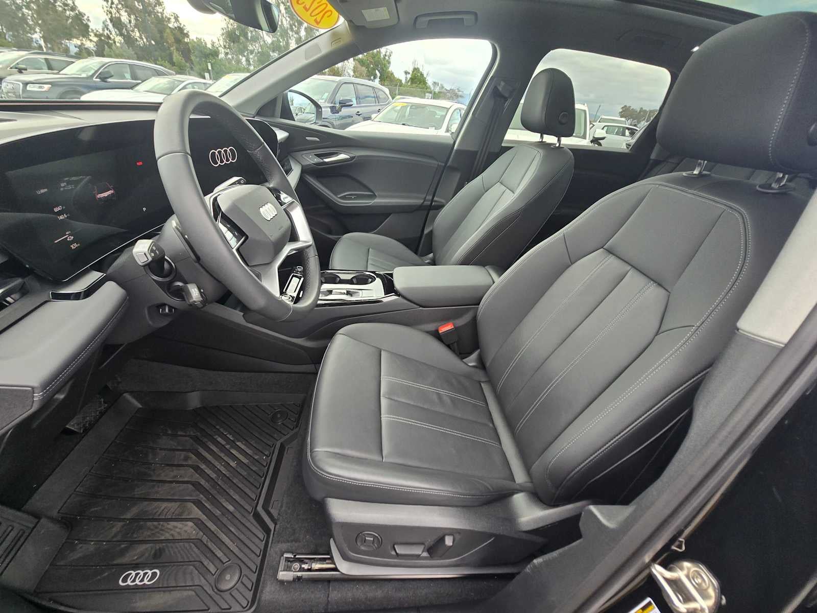 2025 Audi Q6 e-tron Premium Plus